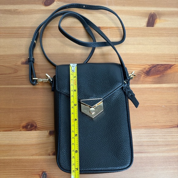 Stella & Dot Covet essentials crossbody - genuine leather - Picture 3 of 9
